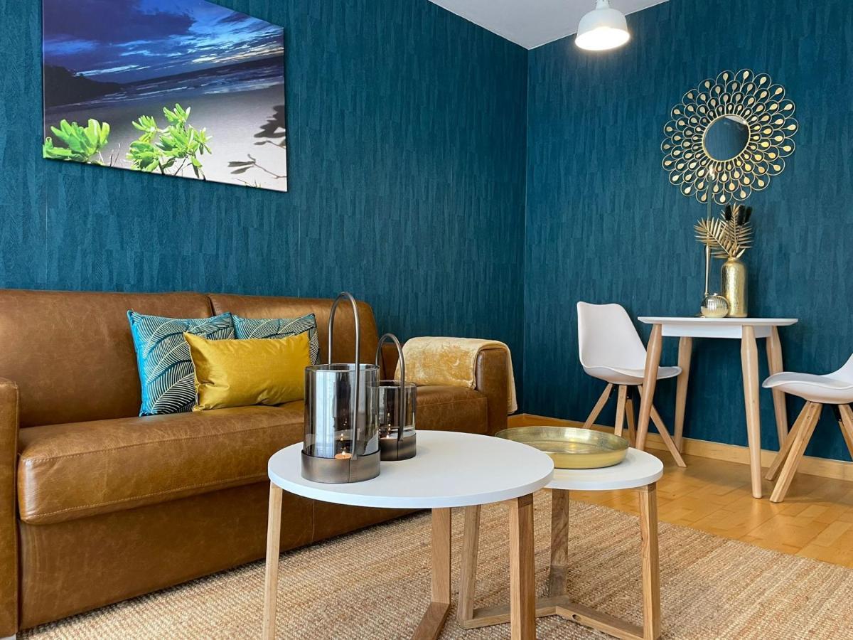 A Space That Feels Like Home With Private Parking 말라가 외부 사진