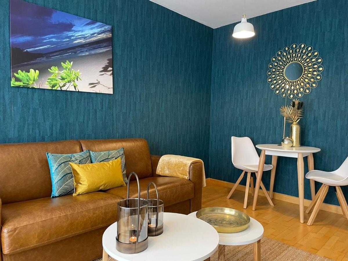 A Space That Feels Like Home With Private Parking 말라가 외부 사진