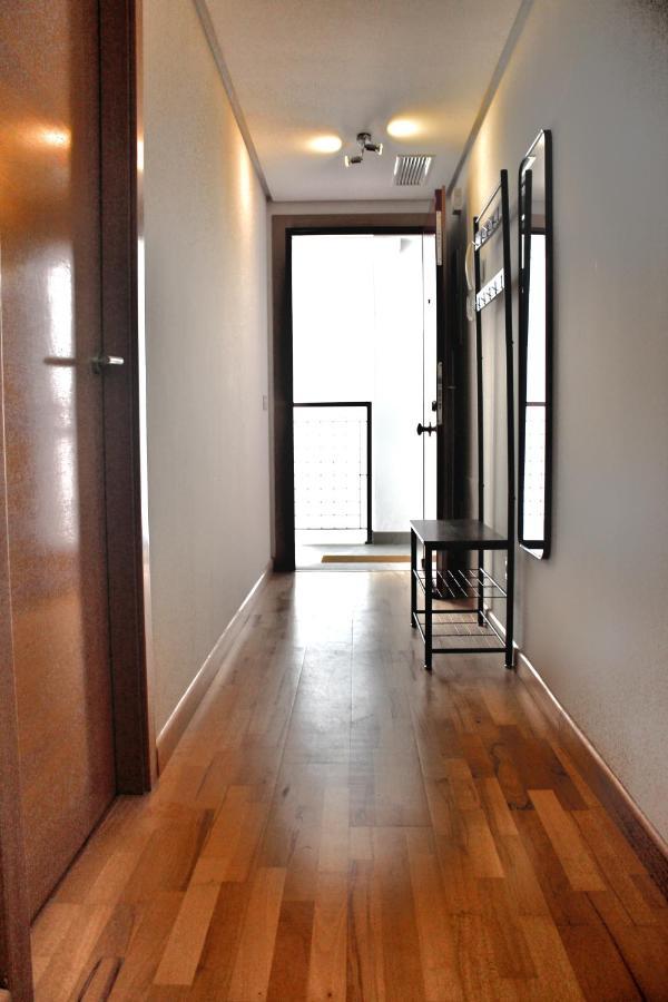 A Space That Feels Like Home With Private Parking 말라가 외부 사진